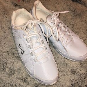 Nfinity Rival Cheer Shoe